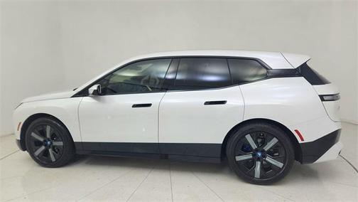 2022 BMW iX xDrive50