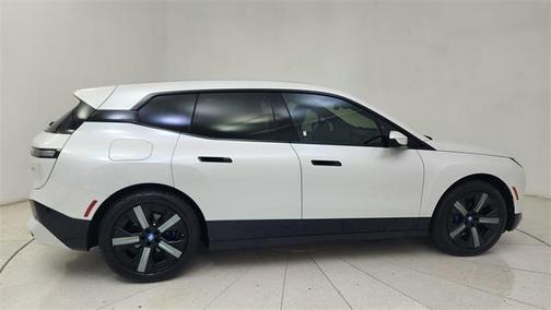 2022 BMW iX xDrive50