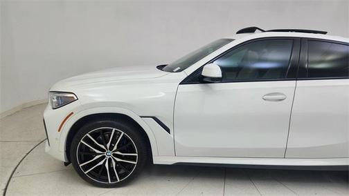 2023 BMW X6 xDrive40i