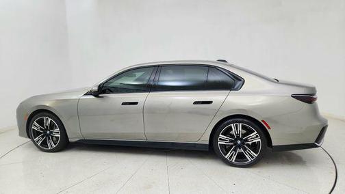 Gray Metallic 2025 BMW 740 xDrive