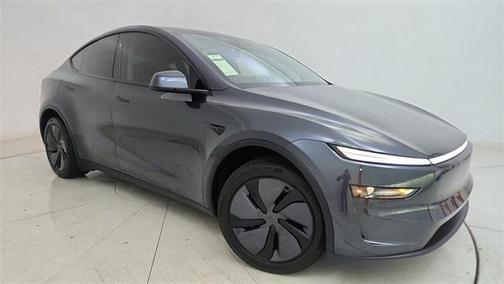 2026 Tesla Model Y Standard Rear-Wheel Drive