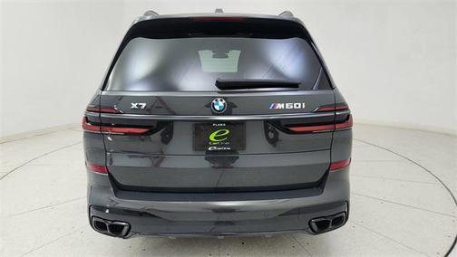 2025 BMW X7 M60i