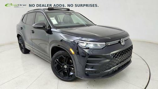 2025 Volkswagen Tiguan 2.0T SE R-Line Black