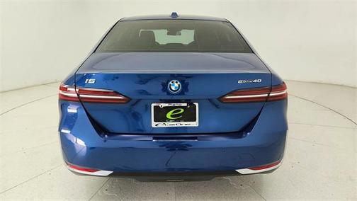 2024 BMW i5 eDrive40