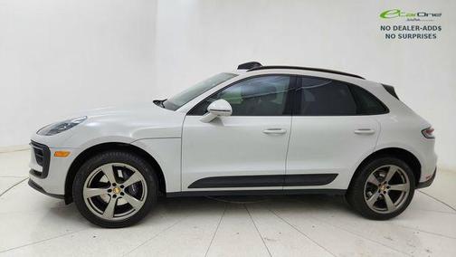 White 2024 Porsche Macan Macan