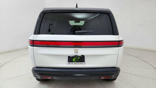 2024 Rivian R1S Adventure Quad Motor Large Pack