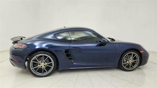 2017 Porsche 718 Cayman Base