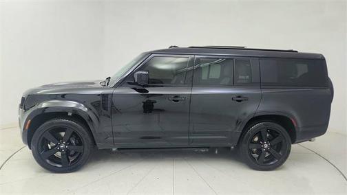 2025 Land Rover Defender V8