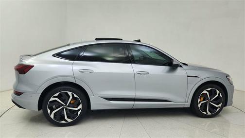 2022 Audi e-tron Sportback S line Premium Plus