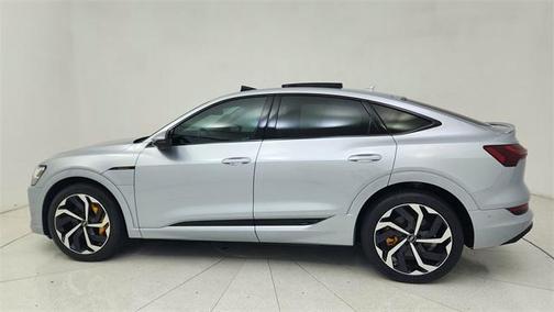 2022 Audi e-tron Sportback S line Premium Plus