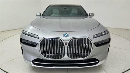 2024 BMW i7 eDrive50