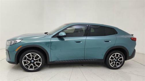 2025 BMW X2 xDrive28i