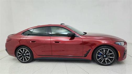 2025 BMW M440 i