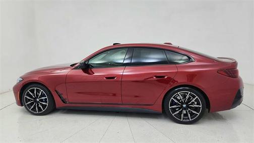 2025 BMW M440 i