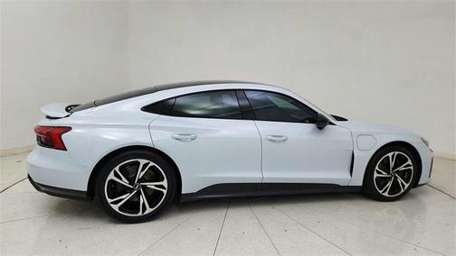 2023 Audi e-tron GT Premium Plus quattro