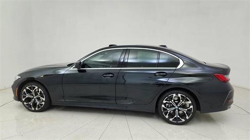 2025 BMW 330 i