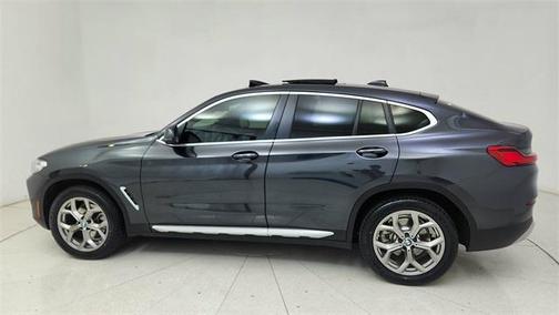 2025 BMW X4 xDrive30i