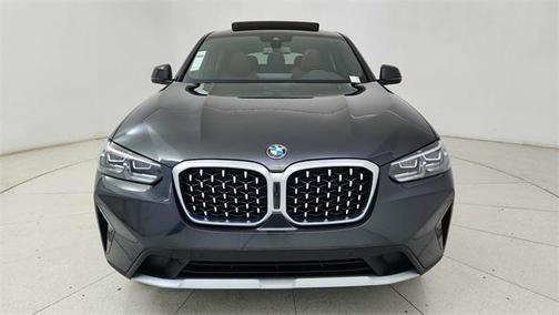 2025 BMW X4 xDrive30i