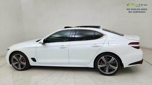 Uyuni White 2025 Genesis G70 3.3T AWD Sport Advanced
