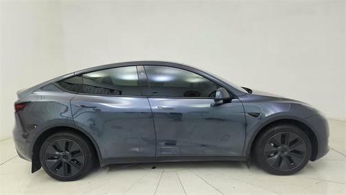 2025 Tesla Model Y Long Range Dual Motor All-Wheel Drive