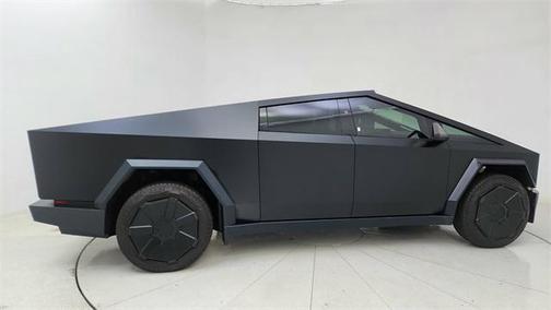 2024 Tesla Cybertruck Cyberbeast
