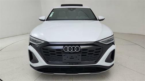 2024 Audi Q8 e-tron Premium Plus