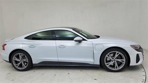 2023 Audi e-tron GT Prestige quattro