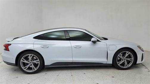 2023 Audi e-tron GT Prestige quattro