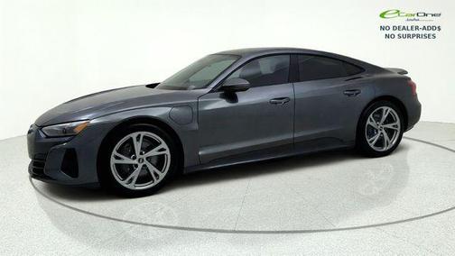 Daytona Gray Pearl Effect 2023 Audi e-tron GT Premium Plus quattro