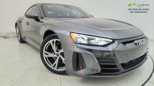 Daytona Gray Pearl Effect 2023 Audi e-tron GT Premium Plus quattro