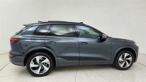 2025 Audi Q6 e-tron Premium Plus quattro