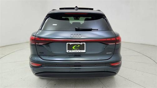 2025 Audi Q6 e-tron Premium Plus quattro