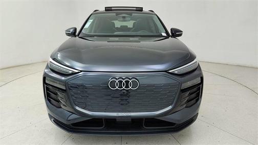 2025 Audi Q6 e-tron Premium Plus quattro