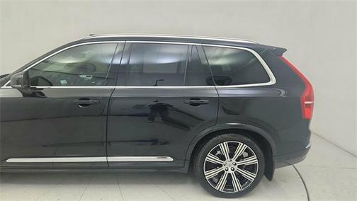 2025 Volvo XC90 Plug-In Hybrid T8 Ultra 6-Seater