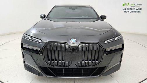 Black Sapphire Metallic 2023 BMW 740 i