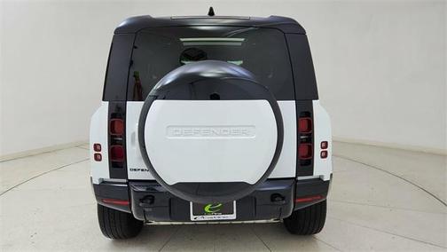 2025 Land Rover Defender 90 P400 X-Dynamic SE