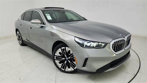 2025 BMW 530 xDrive