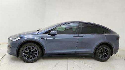 2023 Tesla Model X Standard Range