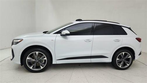 2024 Audi Q4 e-tron Premium Plus 50 quattro
