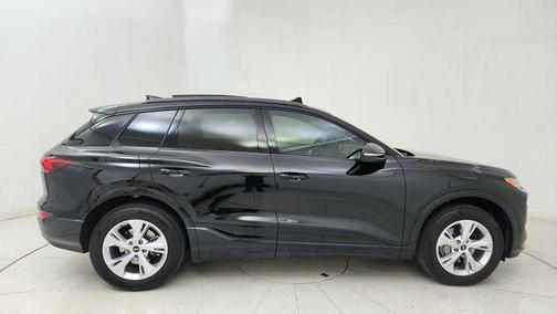 2025 Audi Q6 e-tron Premium