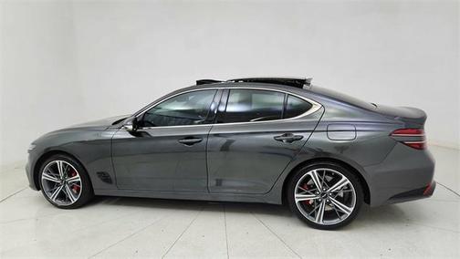 2025 Genesis G70 2.5T RWD