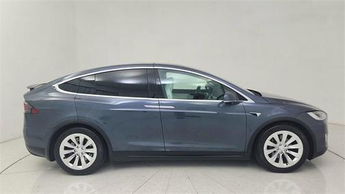 2017 Tesla Model X 75D
