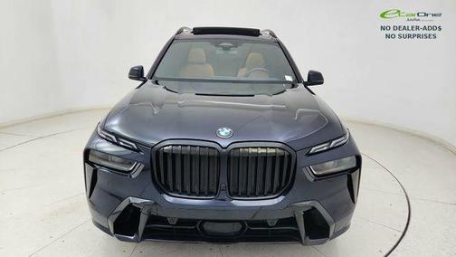 Carbon Black Metallic 2024 BMW X7 xDrive40i