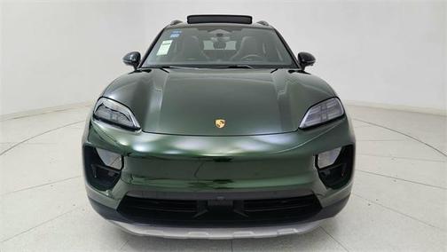 2025 Porsche Macan 4S