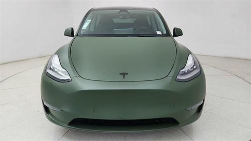 2022 Tesla Model Y Long Range Dual Motor All-Wheel Drive