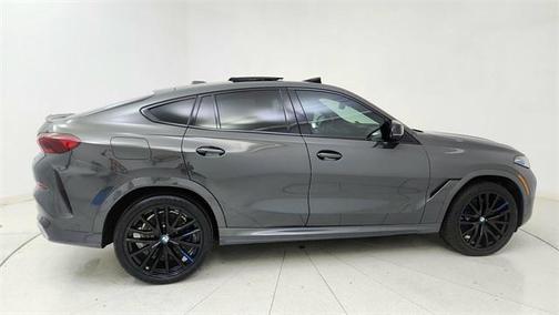 2024 BMW X6 M60i