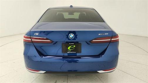 2025 BMW i5 xDrive40