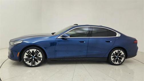 2025 BMW i5 xDrive40