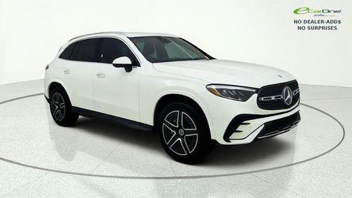 Polar White 2025 Mercedes-Benz GLC 300 4MATIC