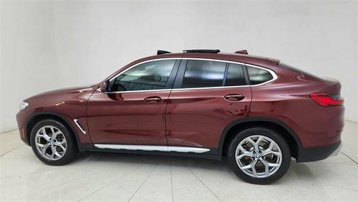 2025 BMW X4 xDrive30i